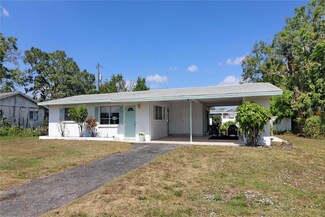 5317 Antoinette St, Sarasota, FL 34232