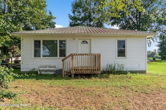 1255 Holy Cross Rd, Loretto, KY 40037