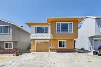 318 Saint Francis Blvd, Daly City, CA 94015