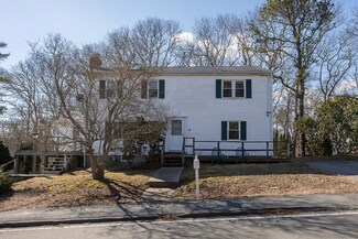 441 Old Town Rd, Hyannis, MA 02601