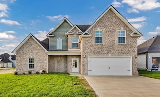 625 Woodrush Dr, Clarksville, TN 37040