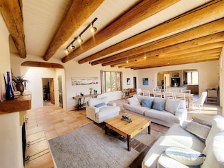 46 Los Altos, Arroyo Seco, NM 87514
