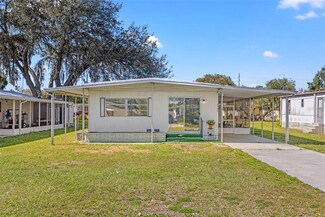 4525 Autumn Palm Dr, Zephyrhills, FL 33542