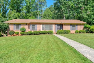 104 Pine Rd, Laurens, SC 29360