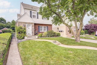 163-49 15th Dr, Flushing, NY 11357