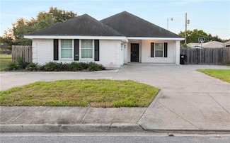 302 W Sugarcane Dr, Weslaco, TX 78599
