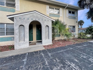 6635 Warwick Cir Unit 8, Fort Myers, FL 33919