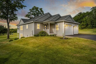 23 Callaway Dr Unit 23, Gray, ME 04039