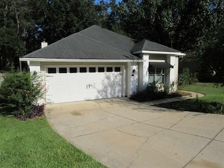 1047 Park View Dr, Tallahassee, FL 32311