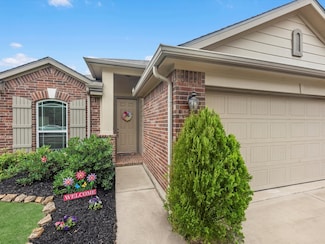 20319 Mathis Landing Dr, Cypress, TX 77433