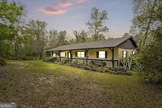 145 Old Post Office Loop, Bainbridge, GA 39819