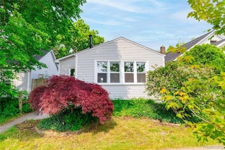 3820 17th St, Wyandotte, MI 48192
