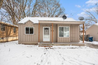 320 Majestic St SE, Grand Rapids, MI 49548