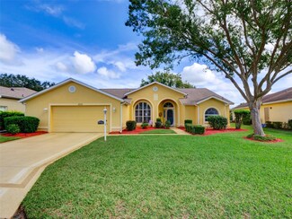 4830 Sawgrass Lake Cir, Leesburg, FL 34748