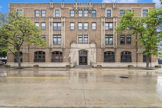 297 W Clay Ave Unit 408, Muskegon, MI 49440