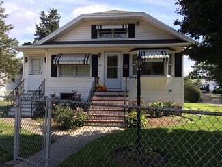 423 Main St, Fairhaven, MA 02719