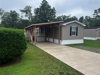 7013 Hawk Dr, Meadville, PA 16335
