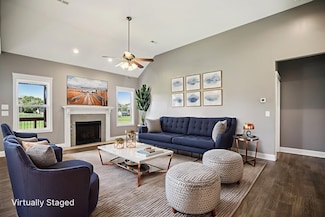 2950 Jim Taylor Rd, Woodlawn, TN 37191