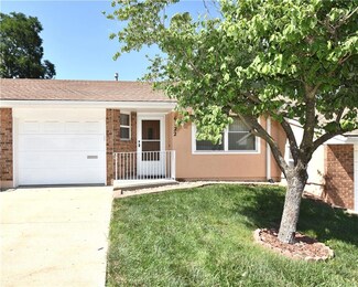 6122 Ash Ct, Raytown, MO 64133