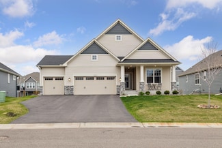 7393 Emily Cir, Lino Lakes, MN 55038