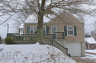 225 Greenbrier Rd, Weirton, WV 26062