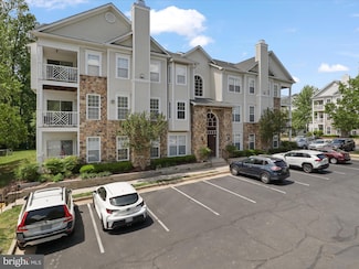 5982 Founders Hill Ct Unit 201, Alexandria, VA 22310