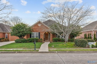 3112 Waterman Dr SE, Owens Cross Roads, AL 35763