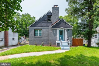 8808 Edmonston Rd, Berwyn Heights, MD 20740