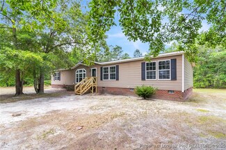 211 Jkats Ln, Raeford, NC 28376