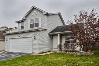 914 N Oak Creek Dr, Genoa, IL 60135