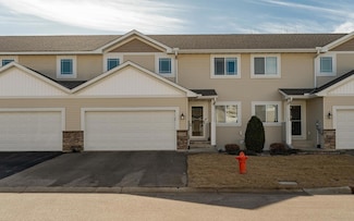 5146 Foxfield Dr NW, Rochester, MN 55901