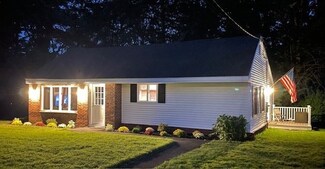 8 Westminster Rd, Merrimac, MA 01860
