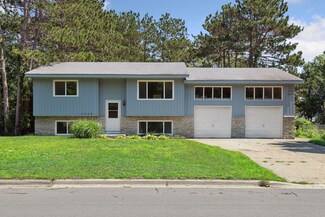 4608 Carolyn Ln, Saint Paul, MN 55110