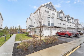 32 Emily Ct, Hazlet, NJ 07730