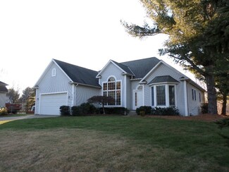 6642 Richardson Rd, Fairview, PA 16415