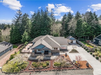 751 Lakeview Dr, Ilwaco, WA 98624