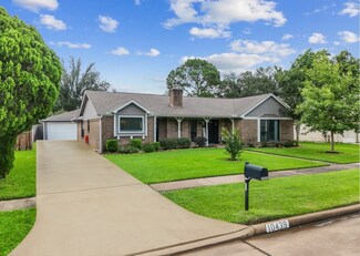 10439 Rocky Hollow Rd, La Porte, TX 77571