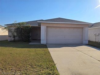 12023 Cedarfield Dr, Riverview, FL 33579