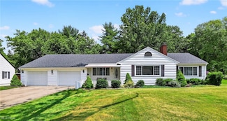 120 N Middle St, Columbiana, OH 44408