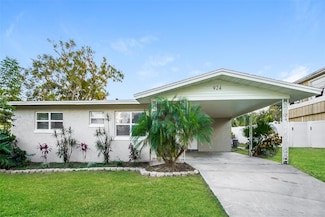 924 Avenue T SE, Winter Haven, FL 33880