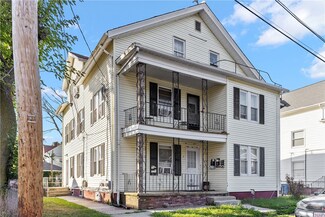 3 Barrett St, Cumberland, RI 02864