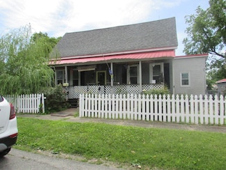117 W Kerney St, Carmi, IL 62821