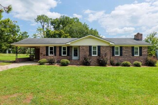 102 Janet St, Sparks, GA 31647
