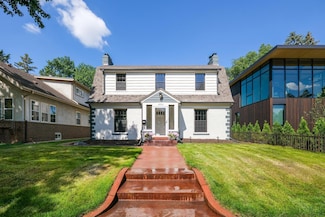 2440 37th Ave S, Minneapolis, MN 55406