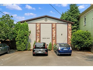 2609 SE Stark St Unit 2619, Portland, OR 97214