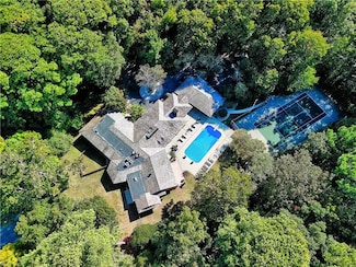 2030 Hunters Trail, Norfolk, VA 23518