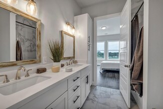 4507 E Martin Luther King jr Blvd Unit 124, Austin, TX 78721