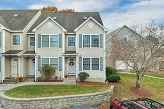 31 Shadowbrook Dr, Hudson, NH 03051