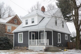 122 Orchard Ave, Battle Creek, MI 49017