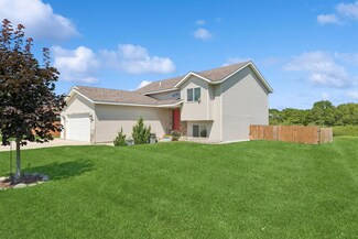 2400 Blake Ave, Lester Prairie, MN 55354